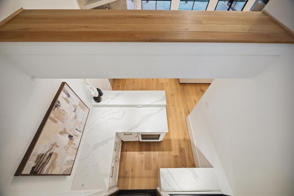 2304 Robinhood Street