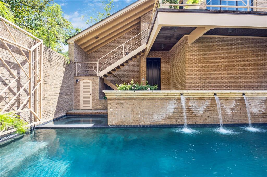 20 River Hollow Lane