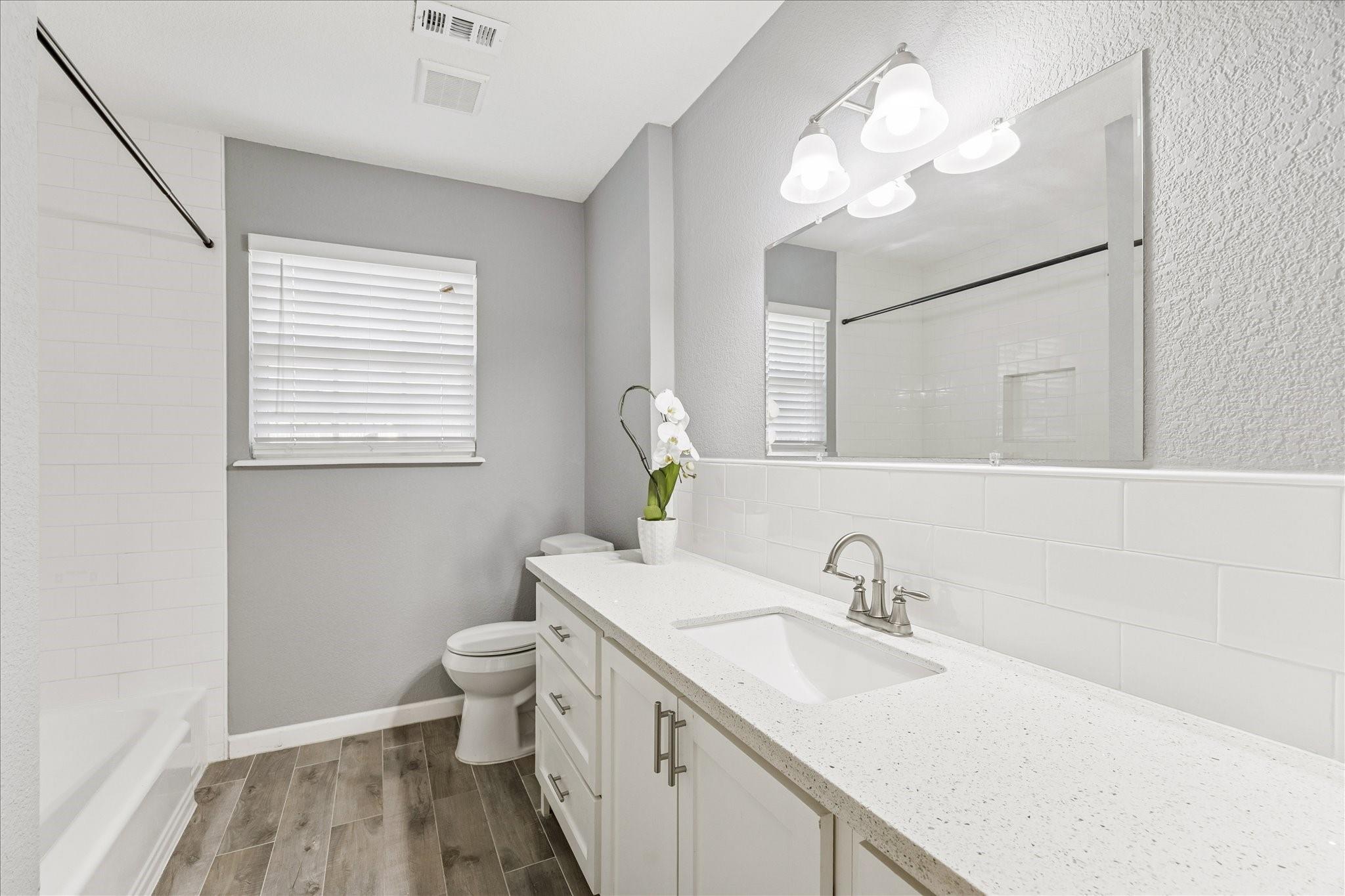 5630 Mcknight Street