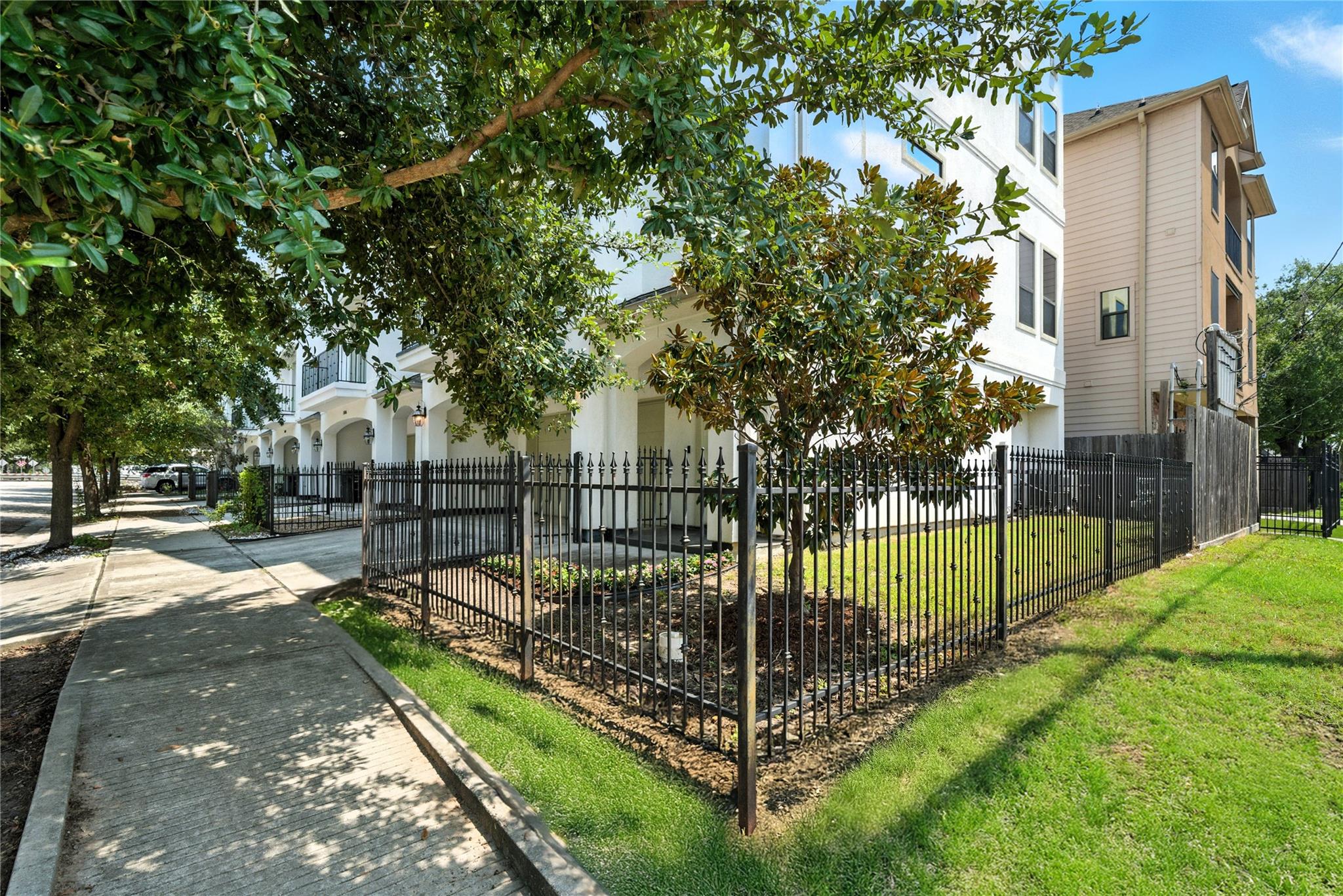 1504 Johnson Street