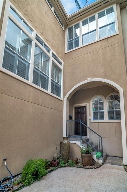 3305 W Lamar Street # B