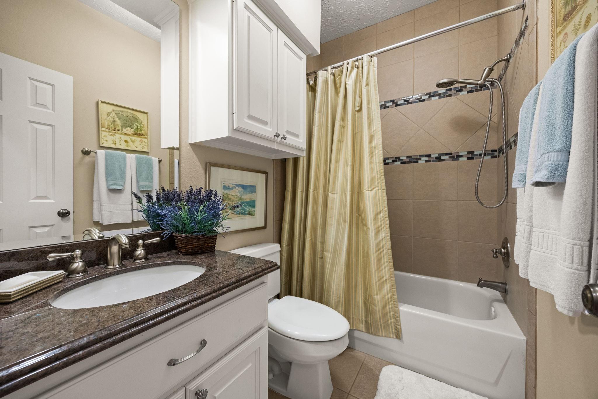 1514 Kennebeck Place