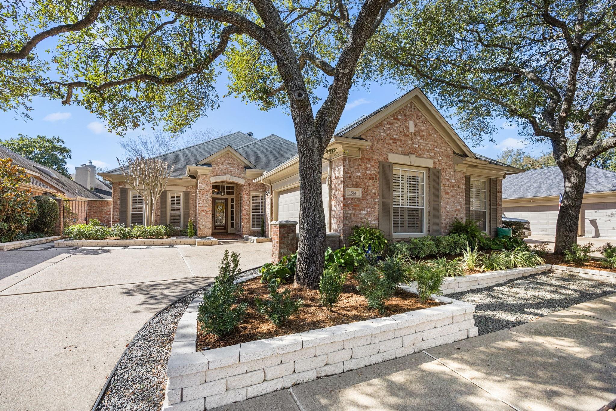 1514 Kennebeck Place