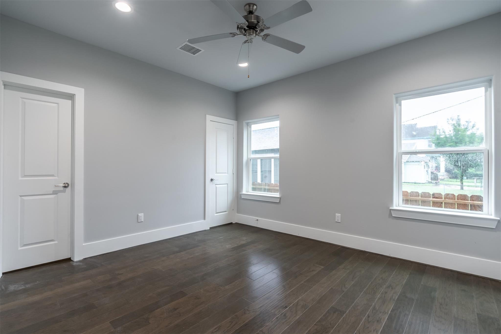 1545 W 22nd Street