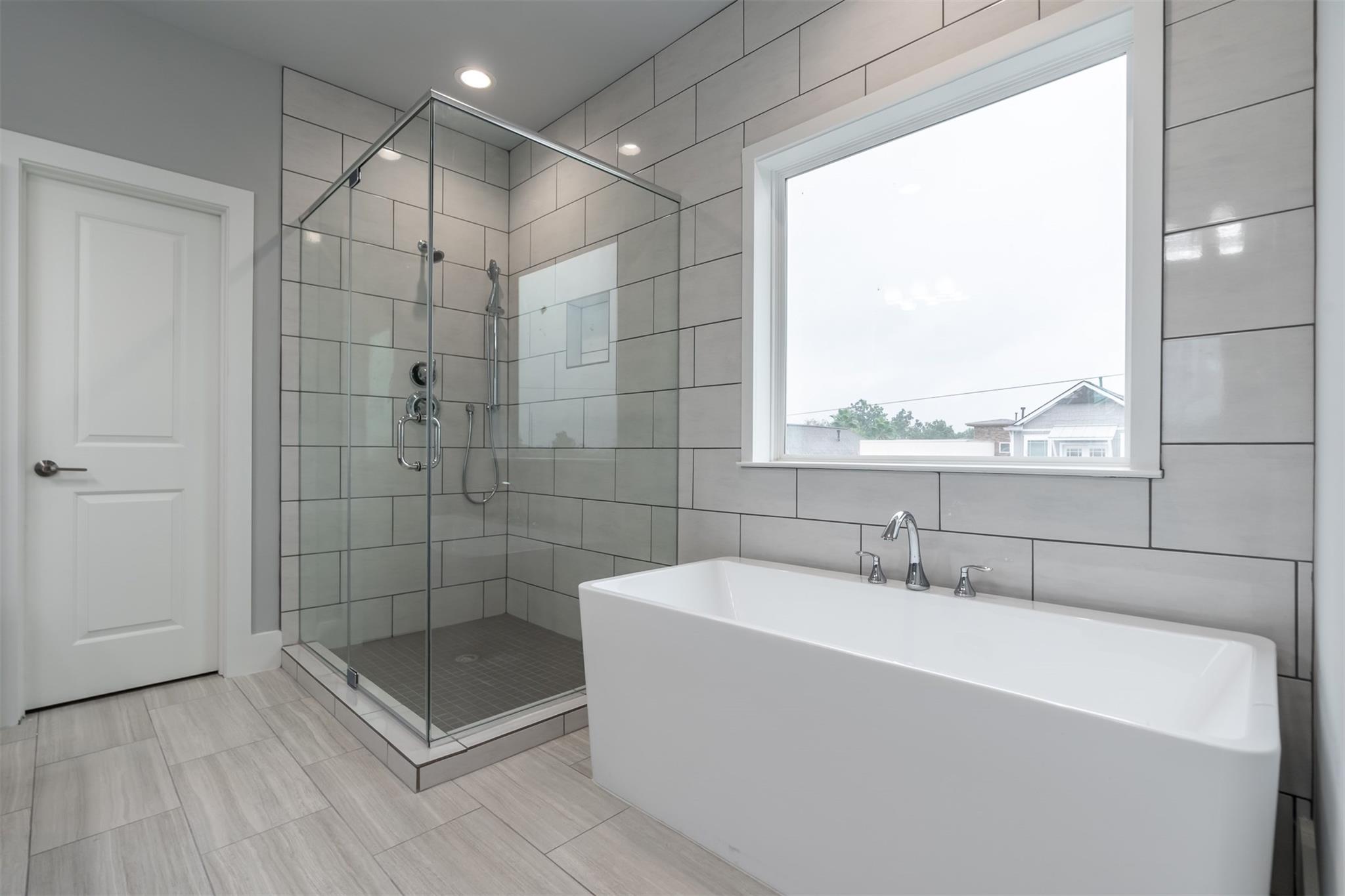 1545 W 22nd Street