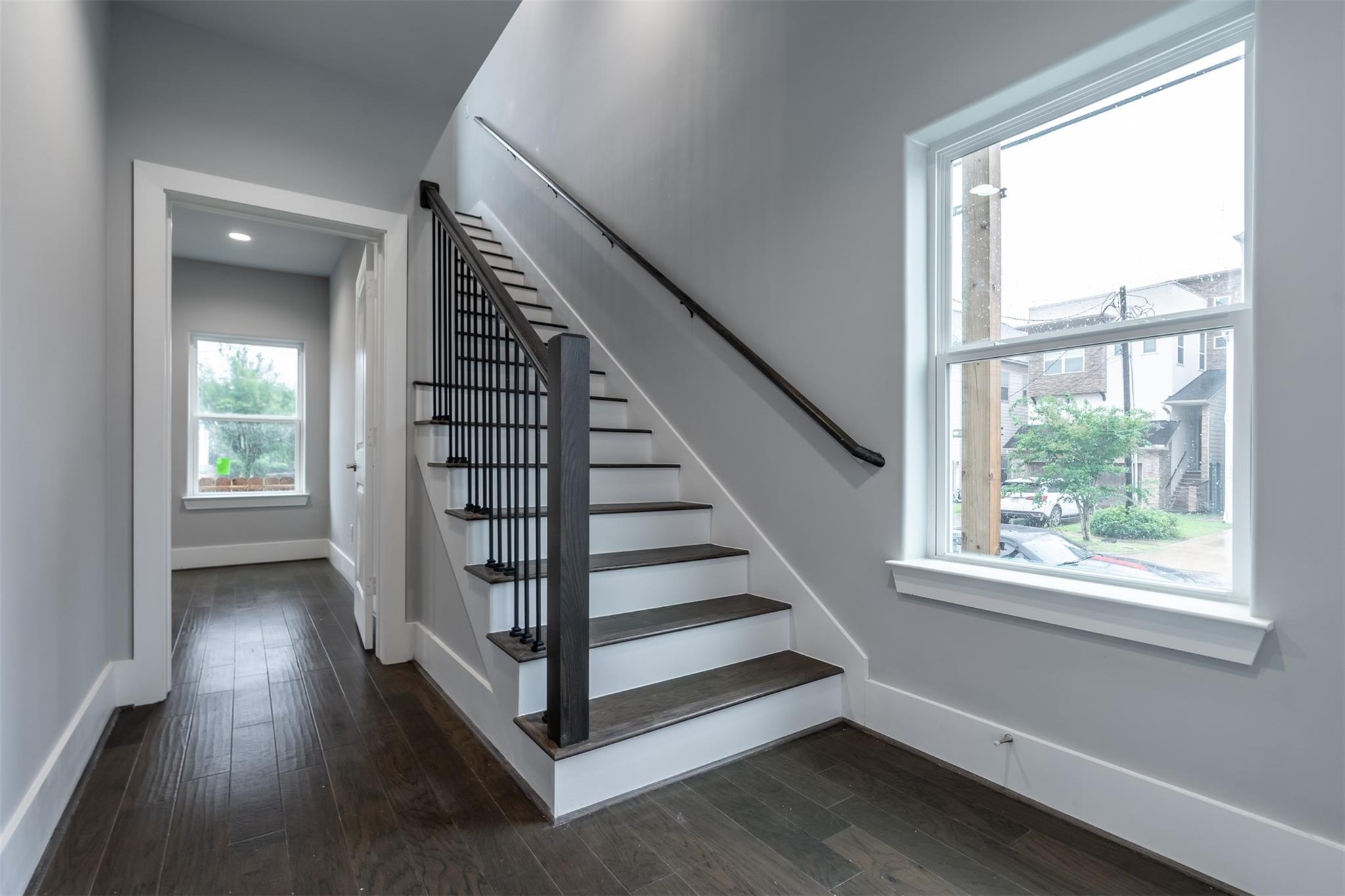 1545 W 22nd Street