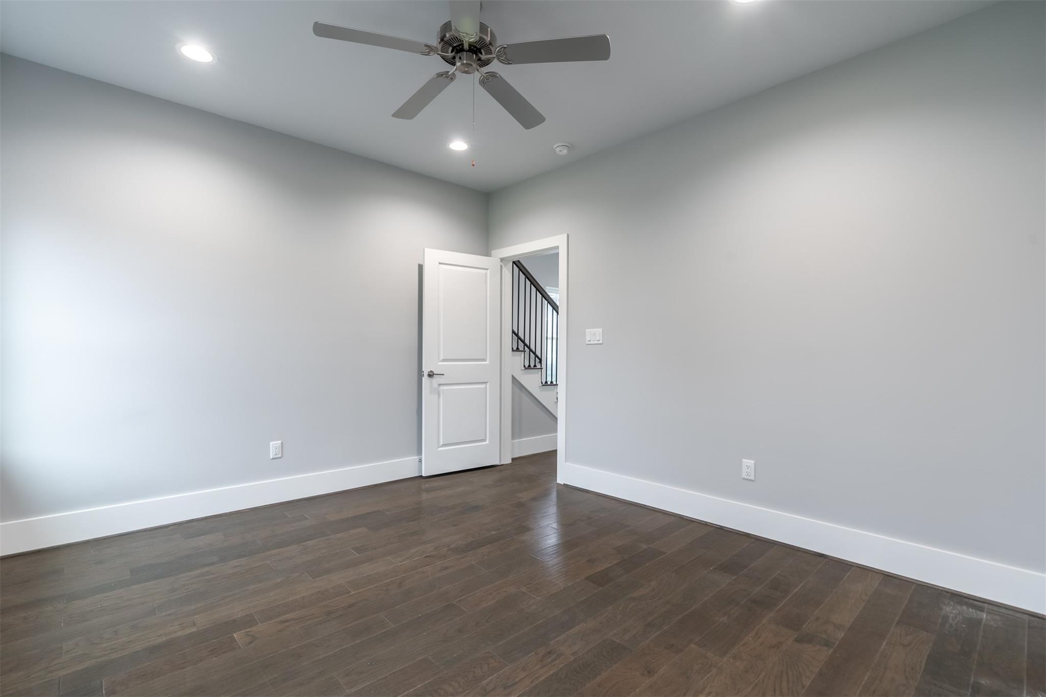 1545 W 22nd Street