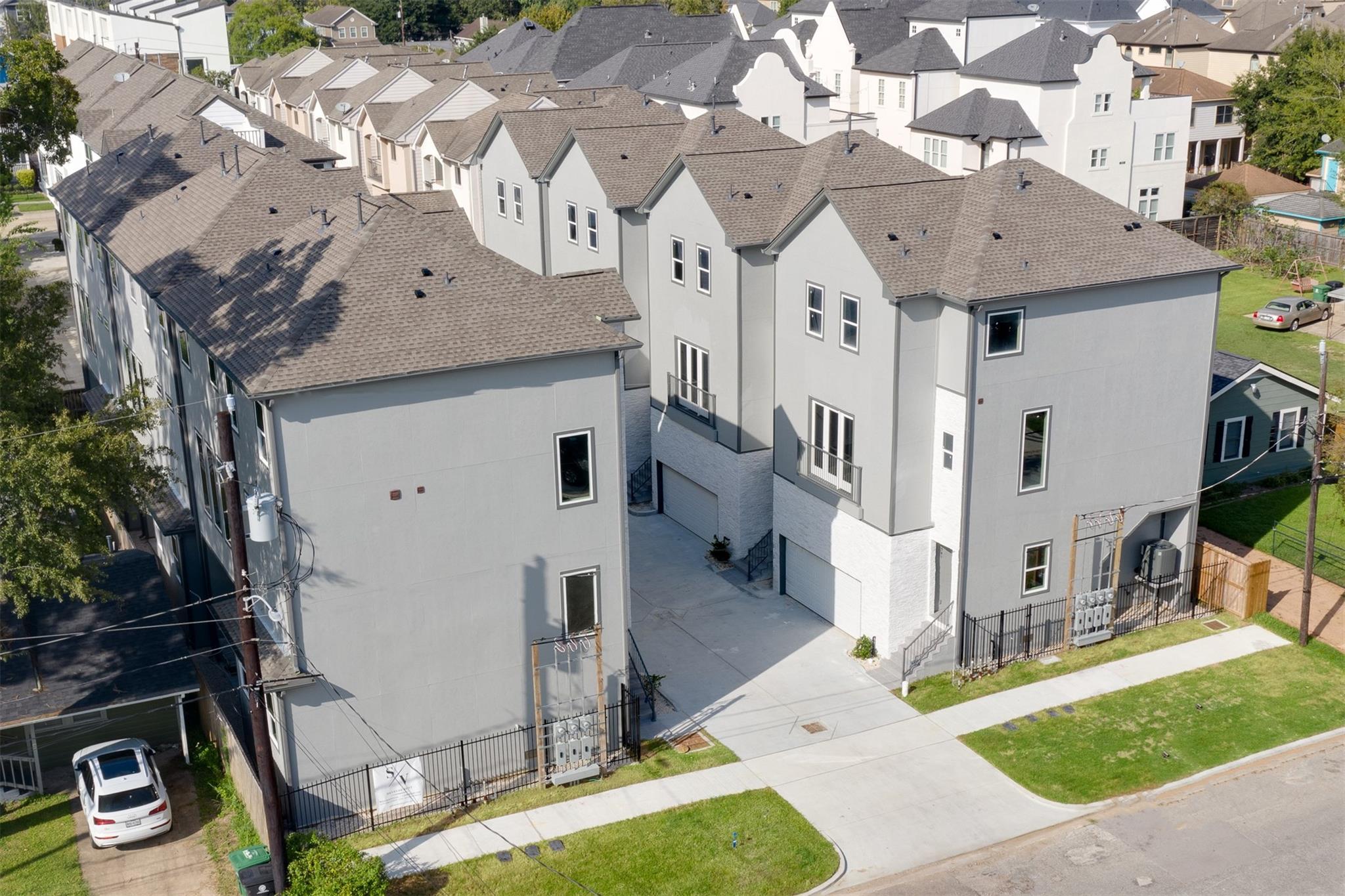 1545 W 22nd Street