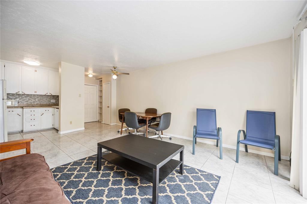 3400 Timmons Lane # 28