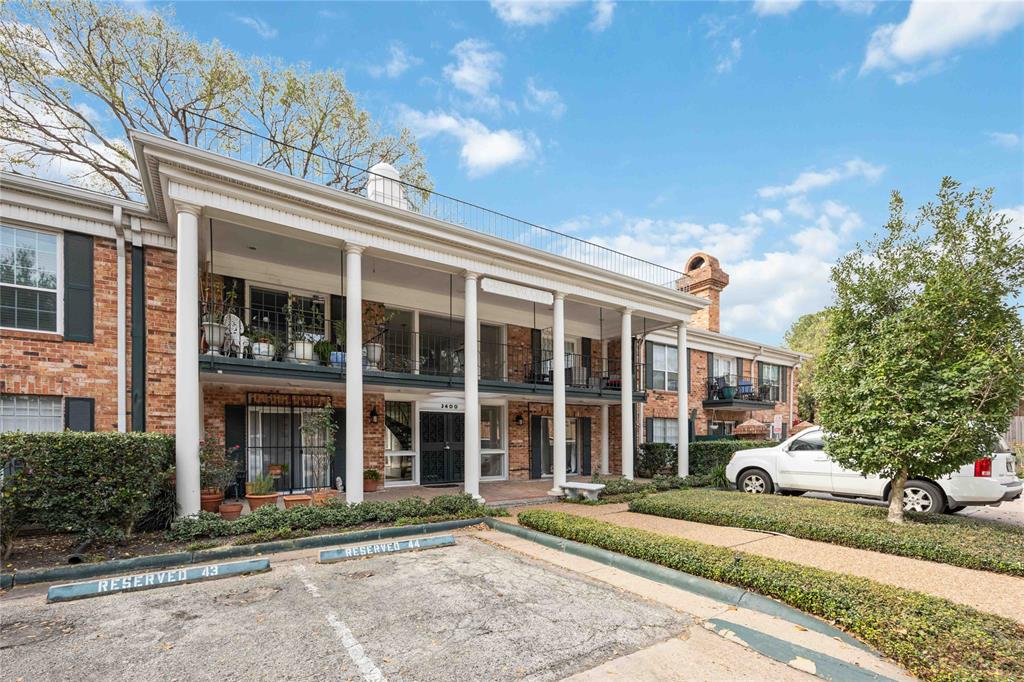 3400 Timmons Lane # 28