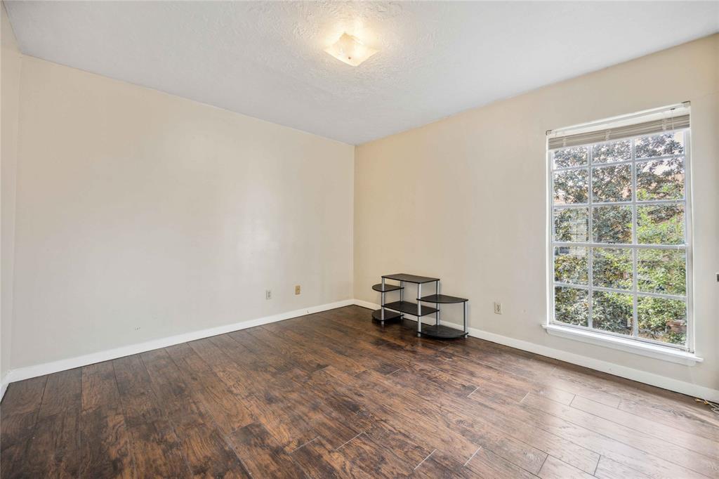 3400 Timmons Lane # 28
