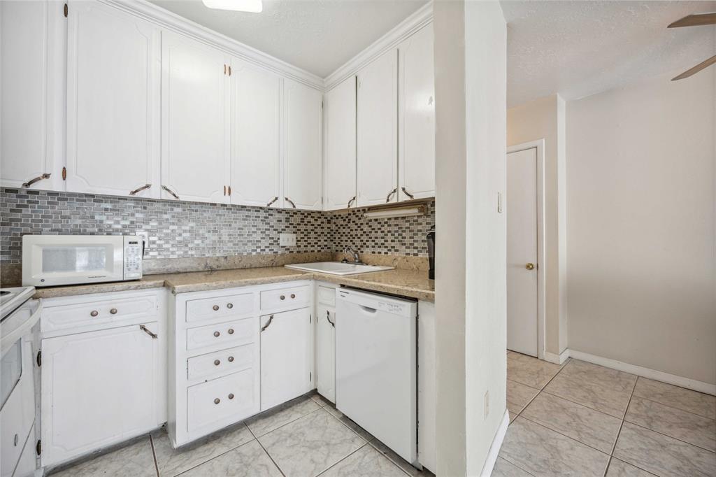 3400 Timmons Lane # 28