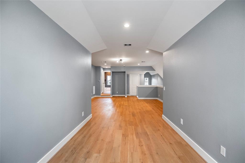 3604 Kensington Gardens Lane