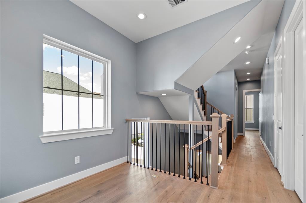 3604 Kensington Gardens Lane