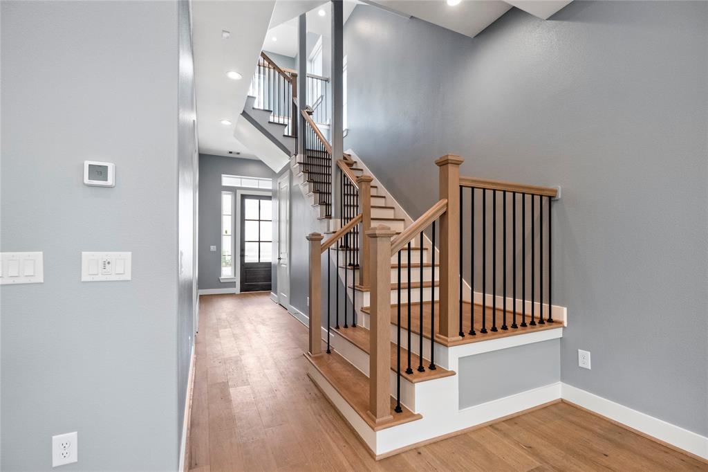 3604 Kensington Gardens Lane