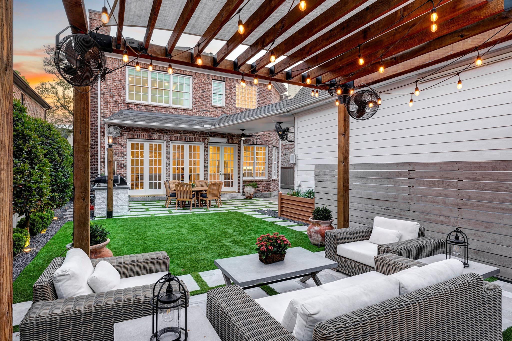4028 Riley Street