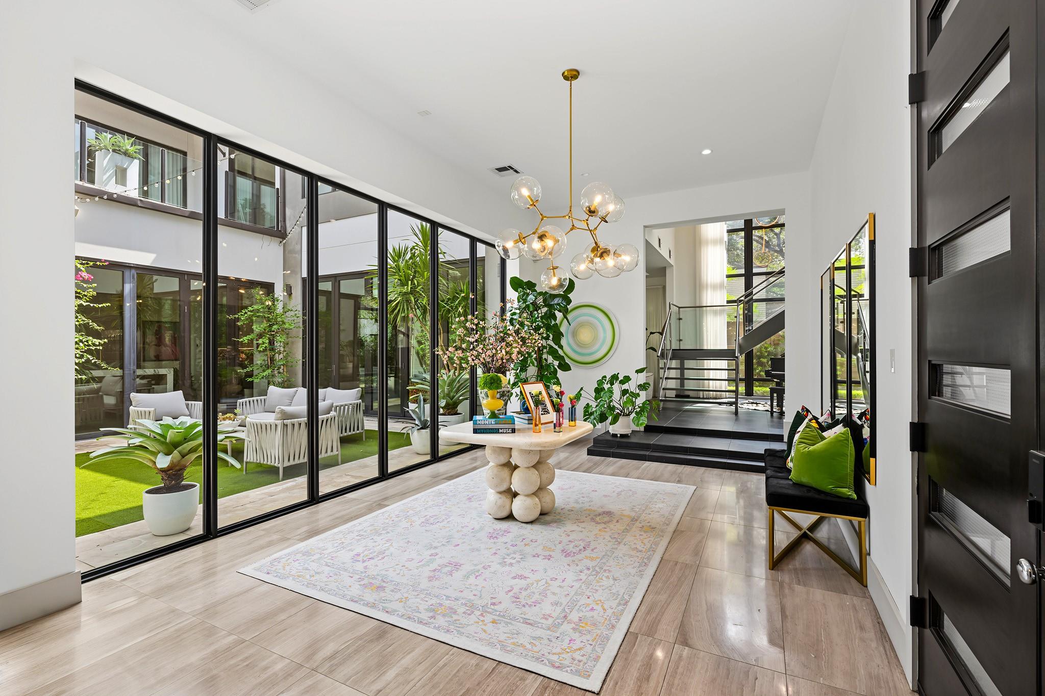 4028 Essex Lane