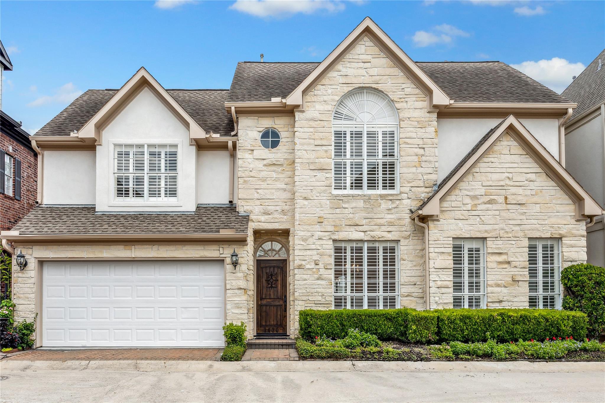 1430 E Hilshire Park Drive