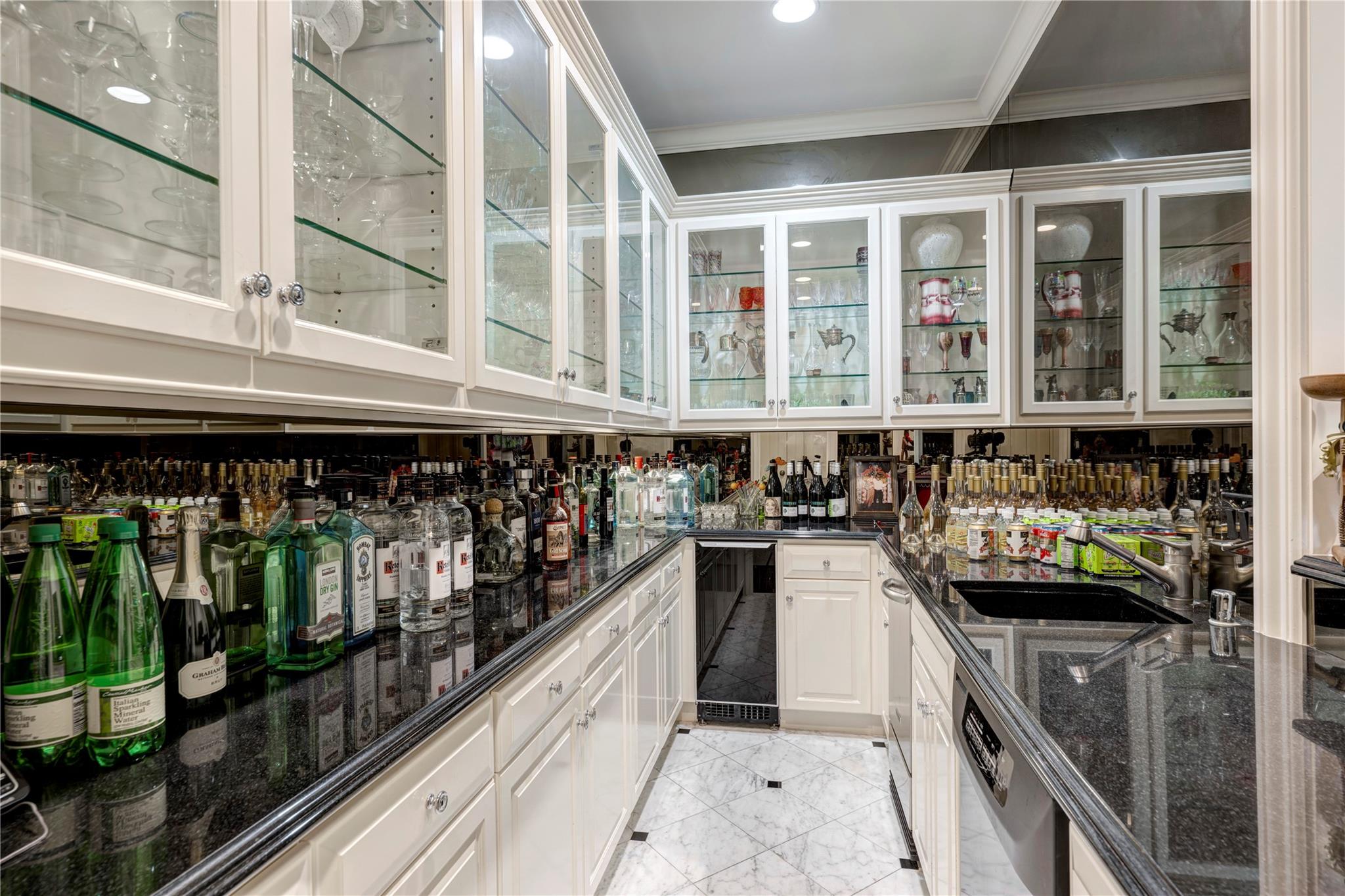 3653 Inverness Drive