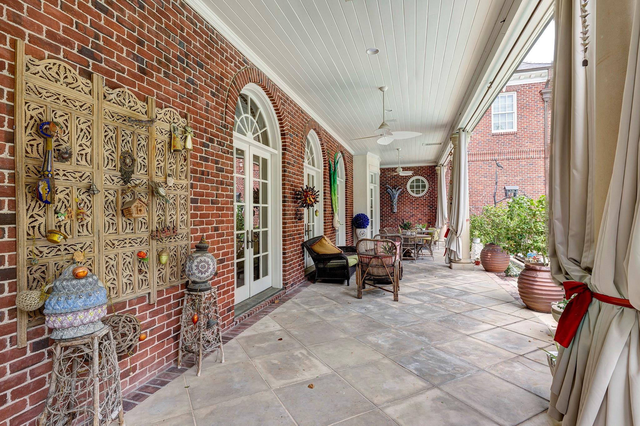 3653 Inverness Drive