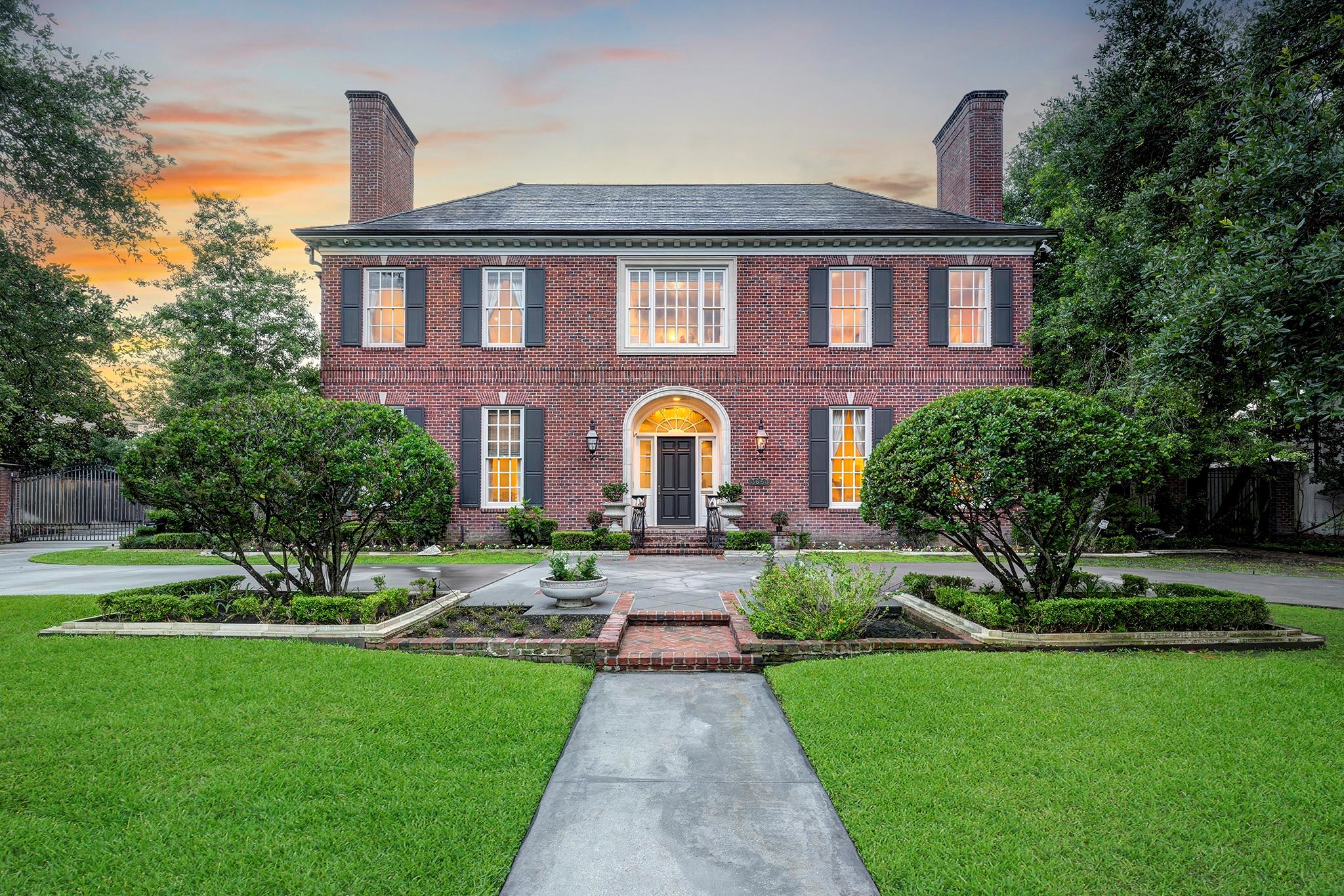 3653 Inverness Drive