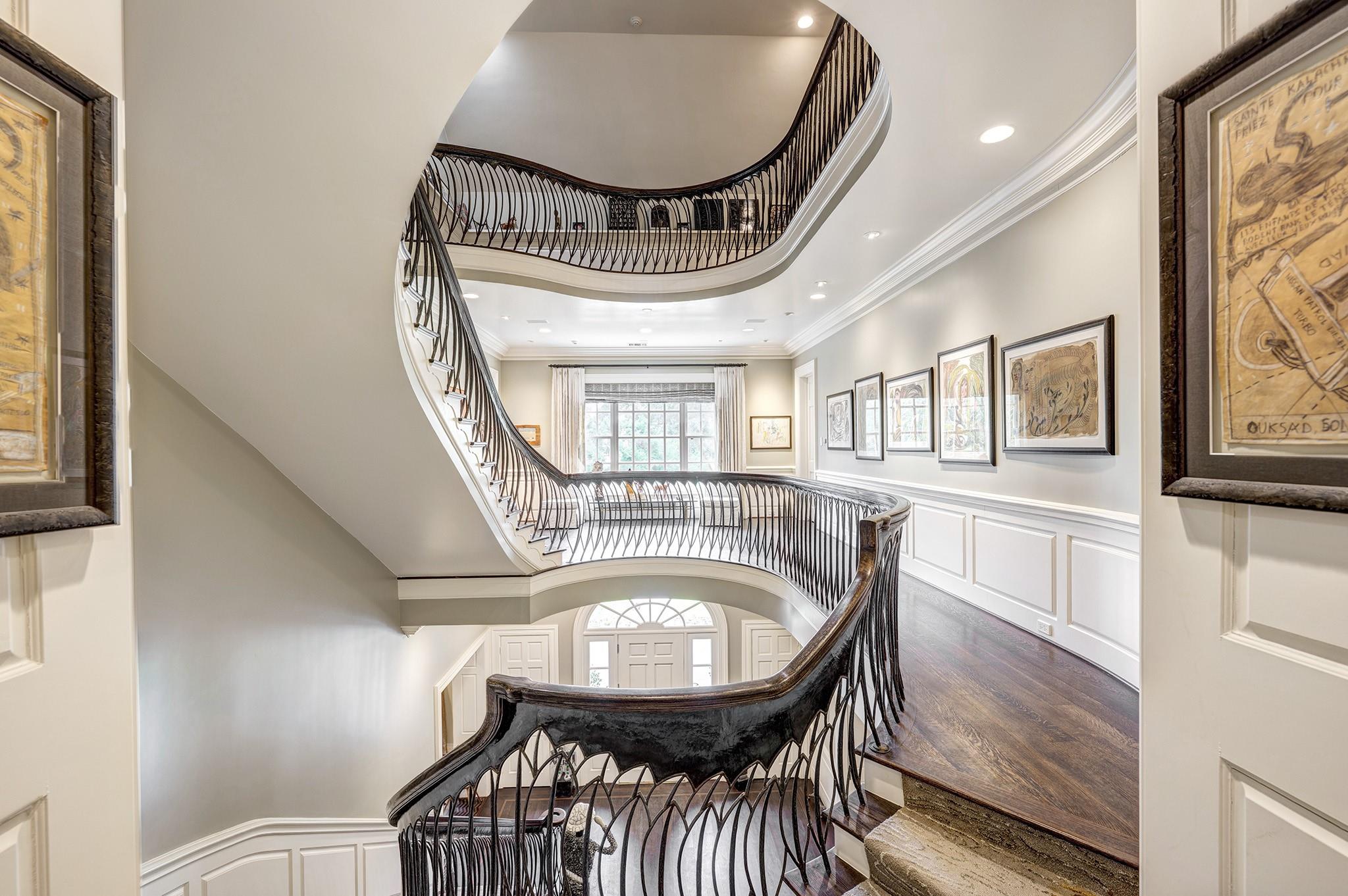 3653 Inverness Drive