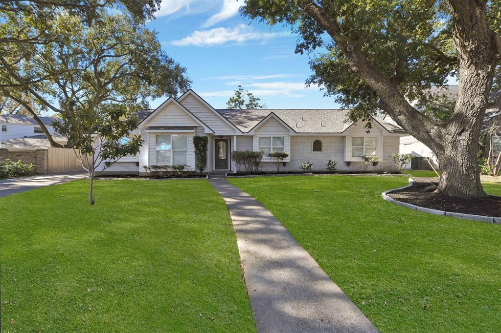 2719 Triway Ln