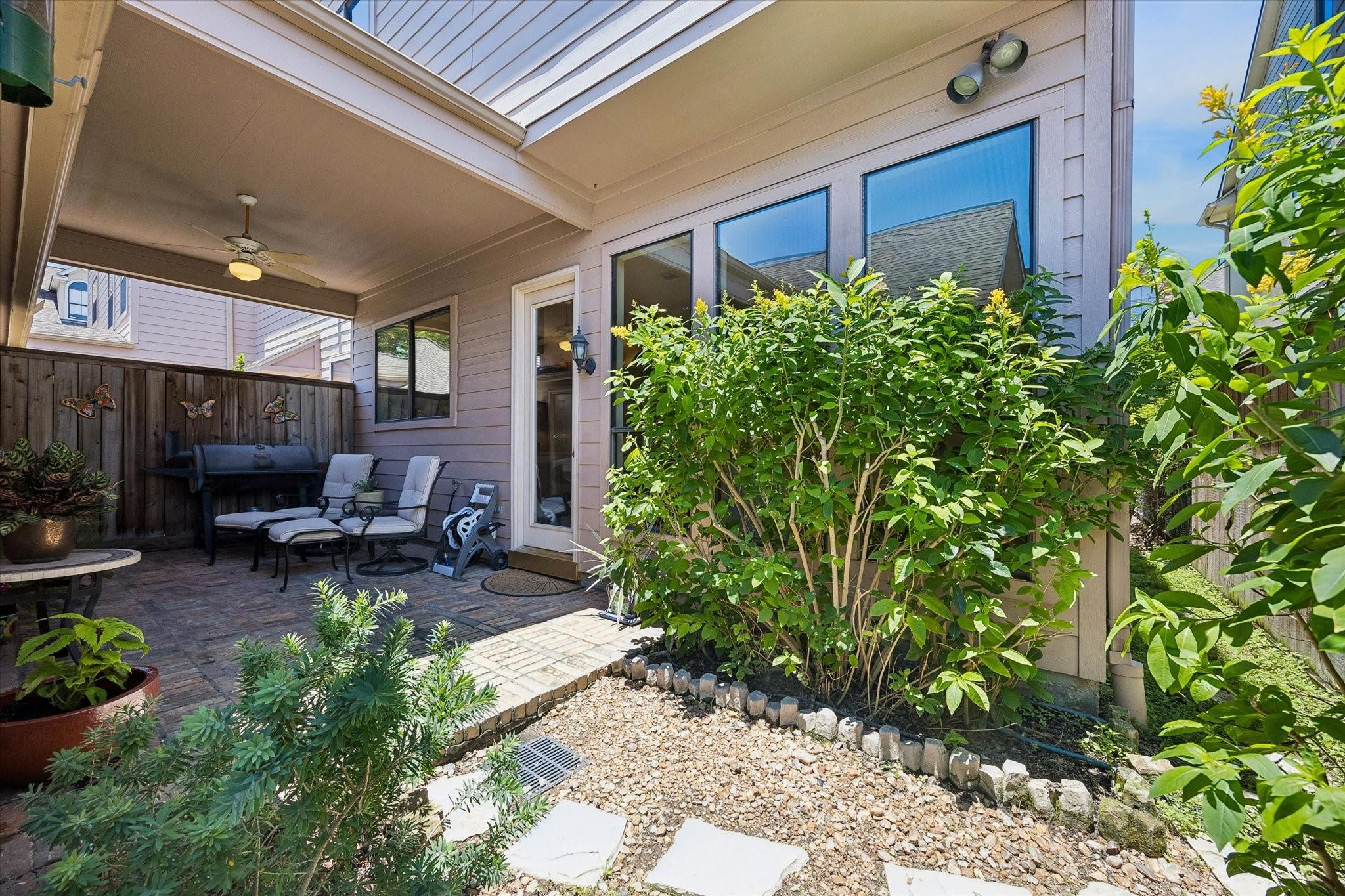 3339 Green Tree Park