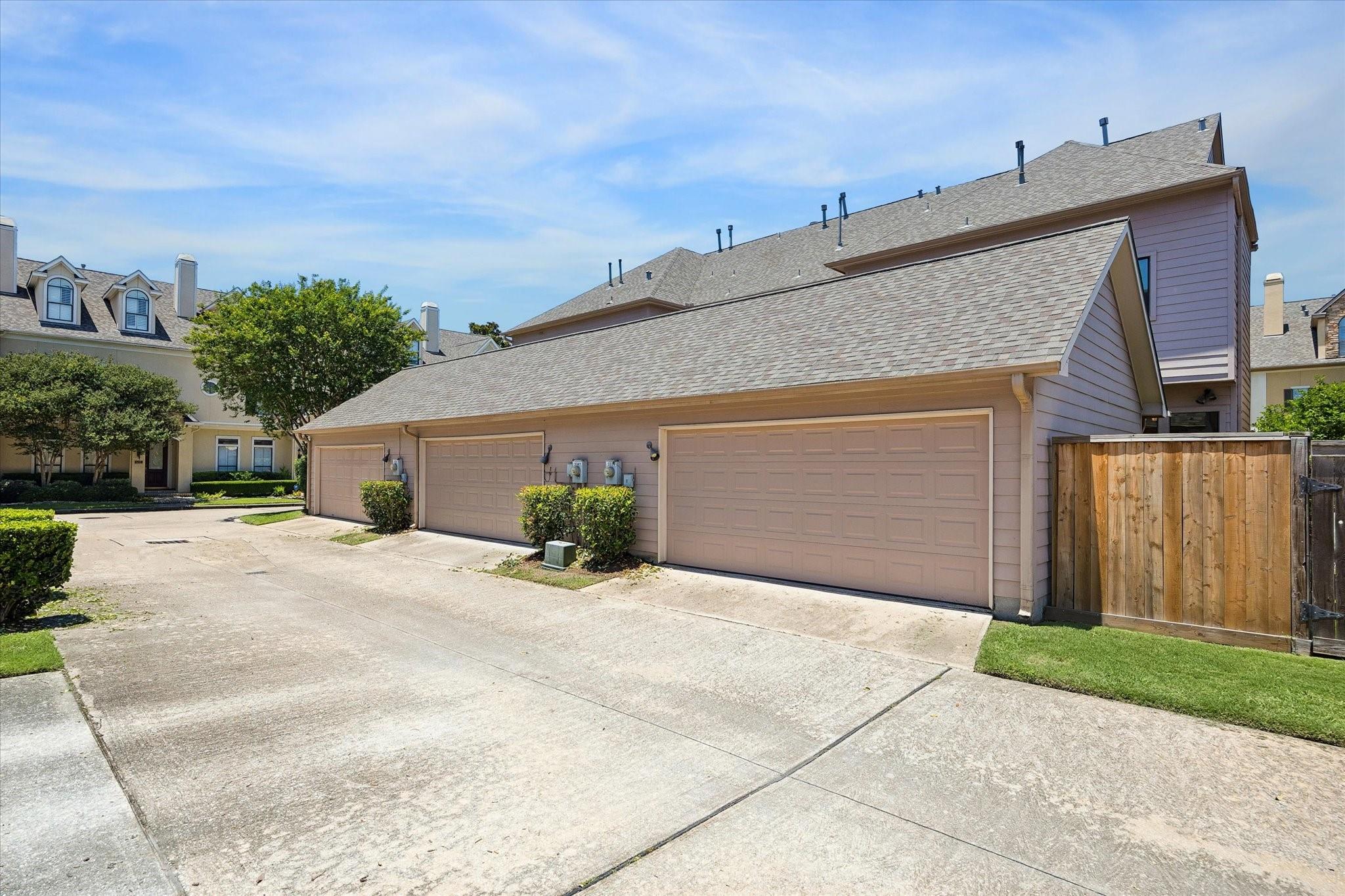 3339 Green Tree Park