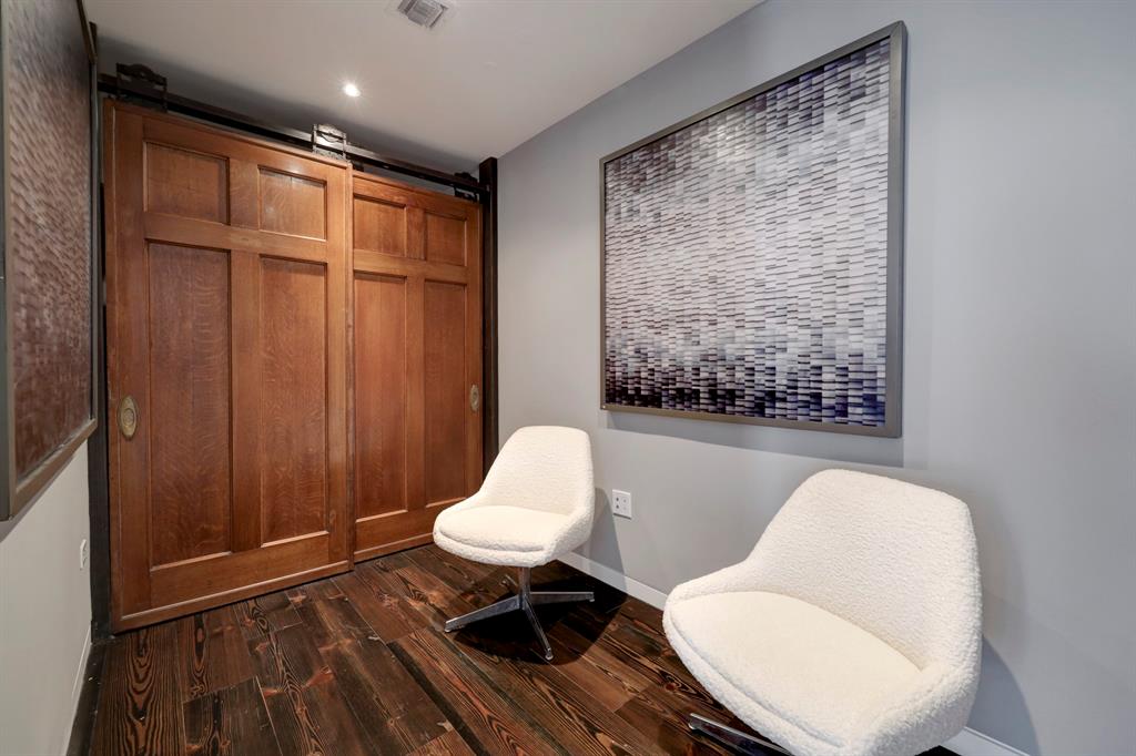2701 Westheimer Road Unit: PHE