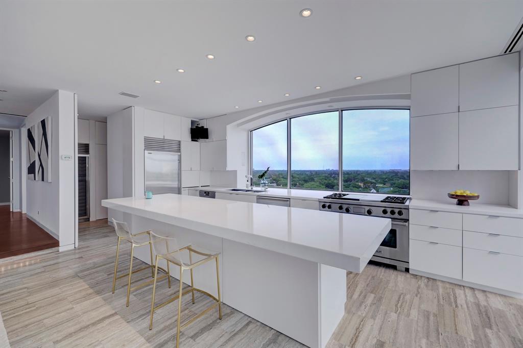 2701 Westheimer Road Unit: PHE