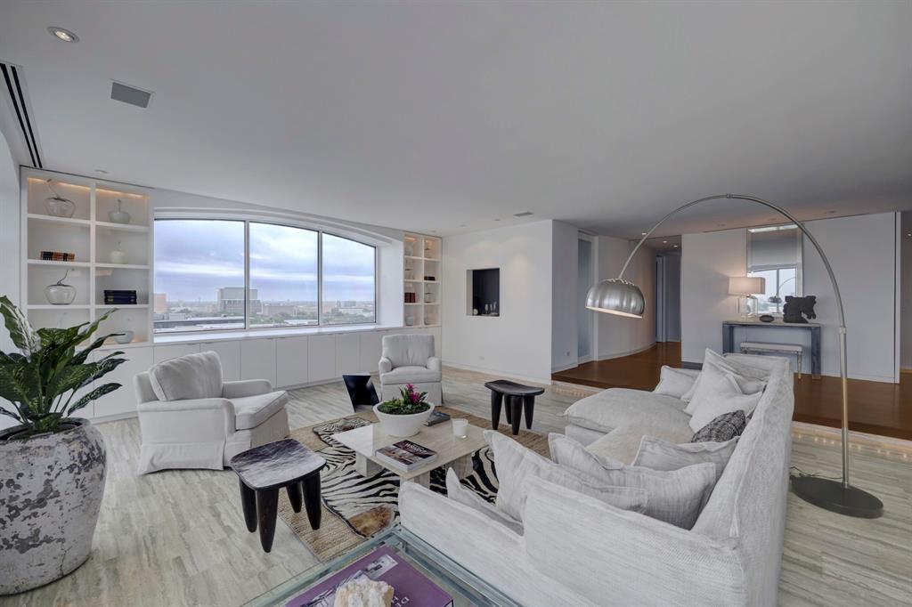 2701 Westheimer Road Unit: PHE