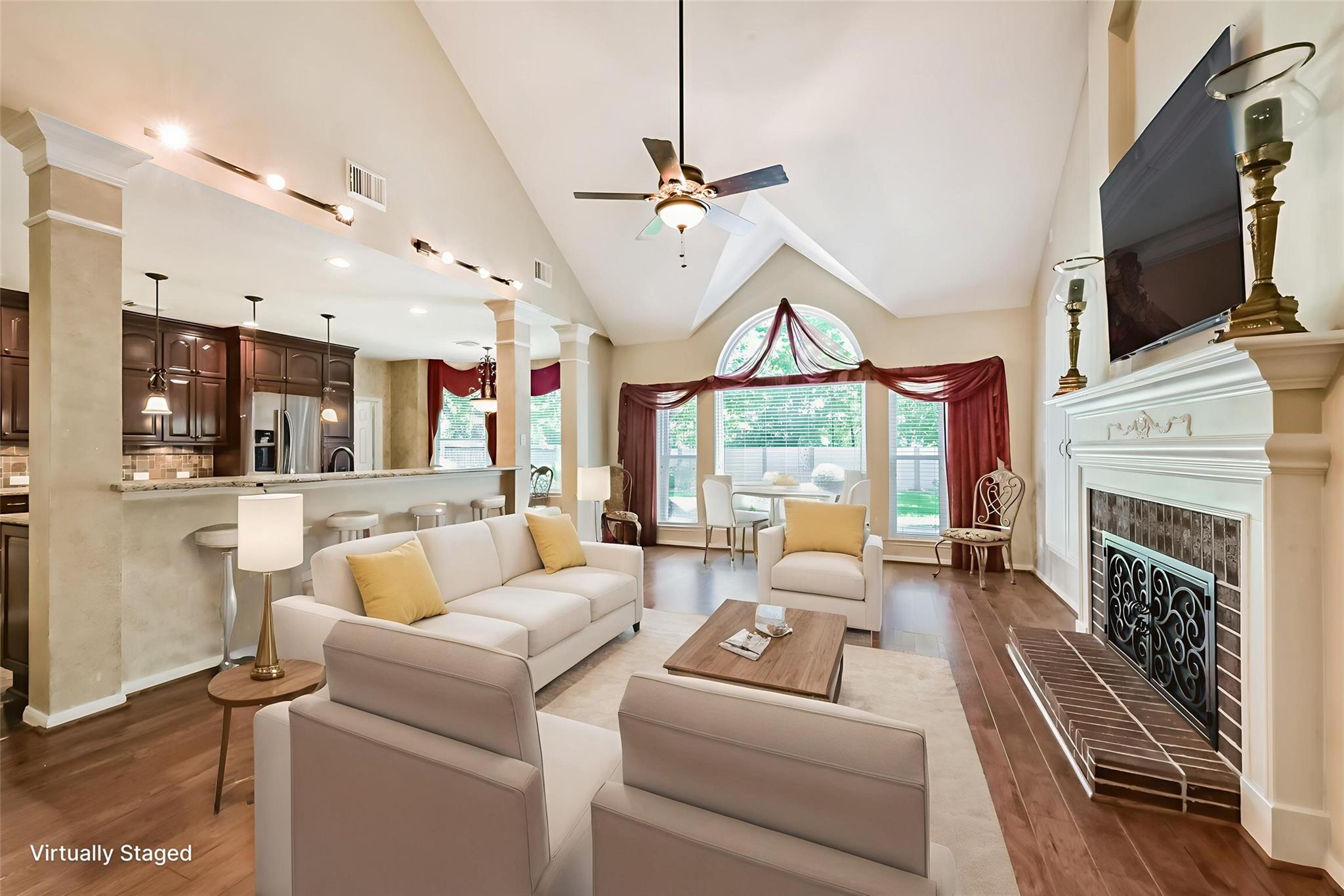 16910 Cottonwood Way