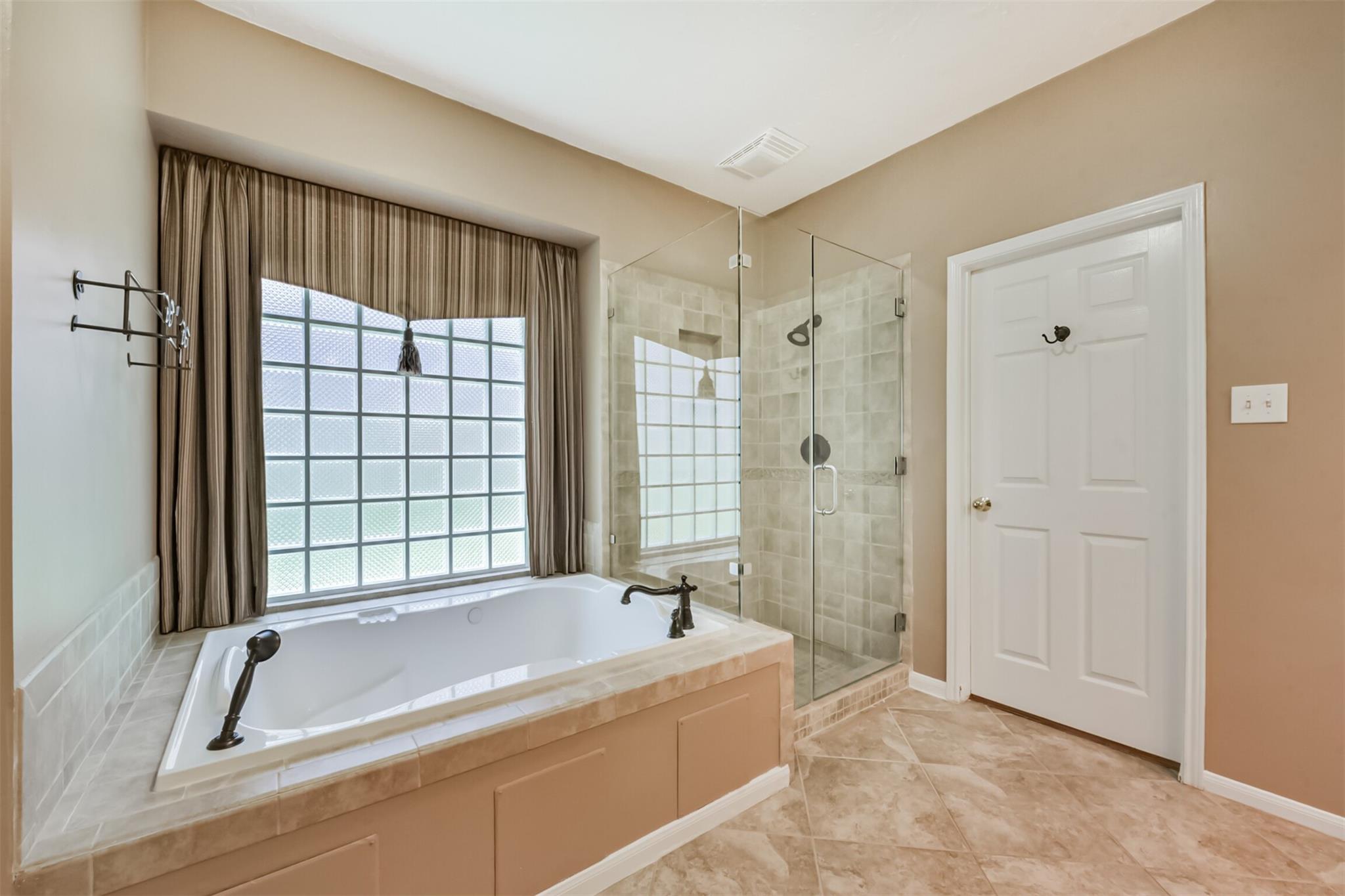 16910 Cottonwood Way