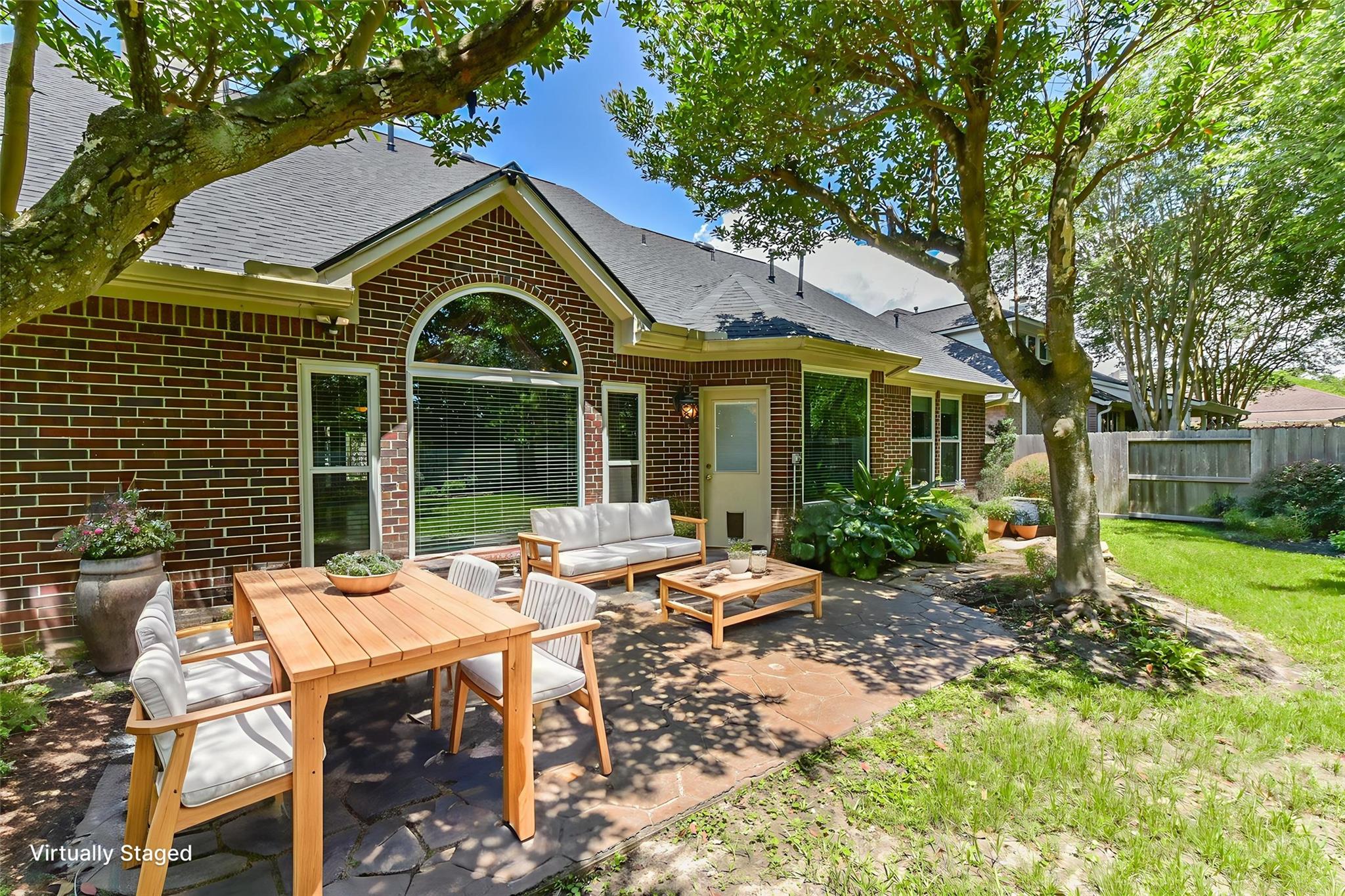 16910 Cottonwood Way