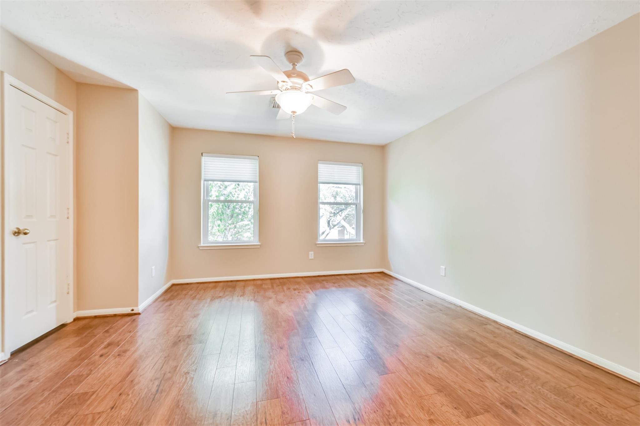 16910 Cottonwood Way