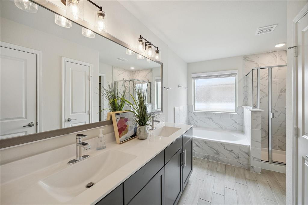 4005 Delta Rose Street