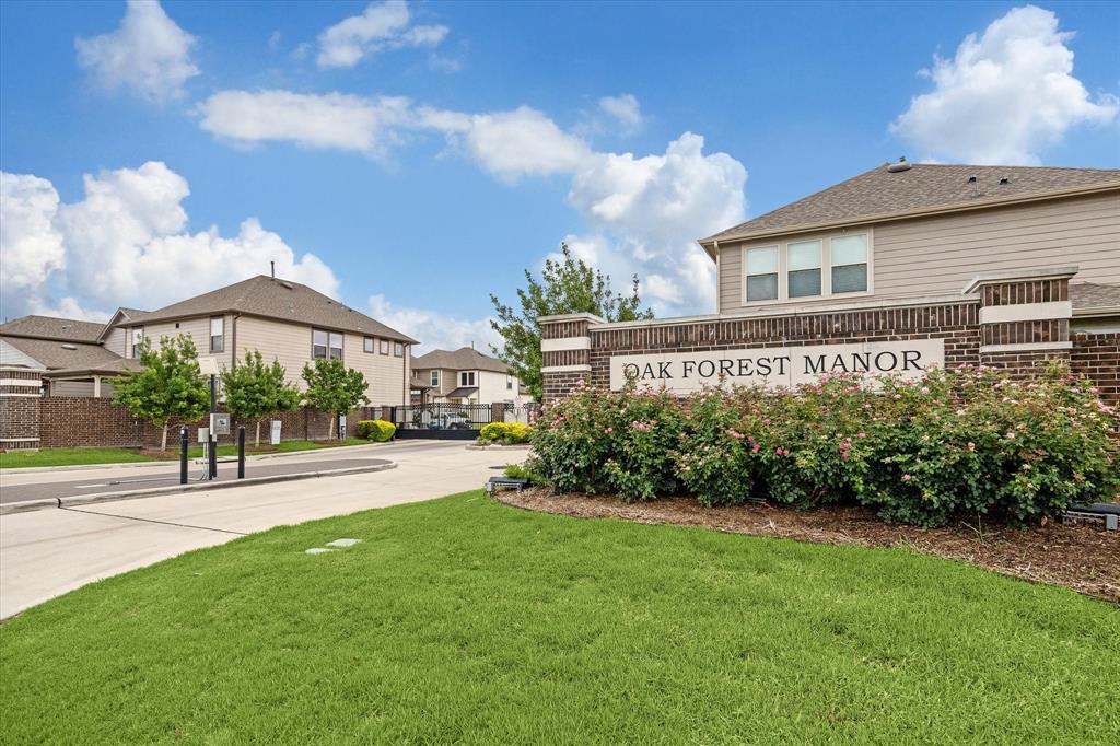 4005 Delta Rose Street