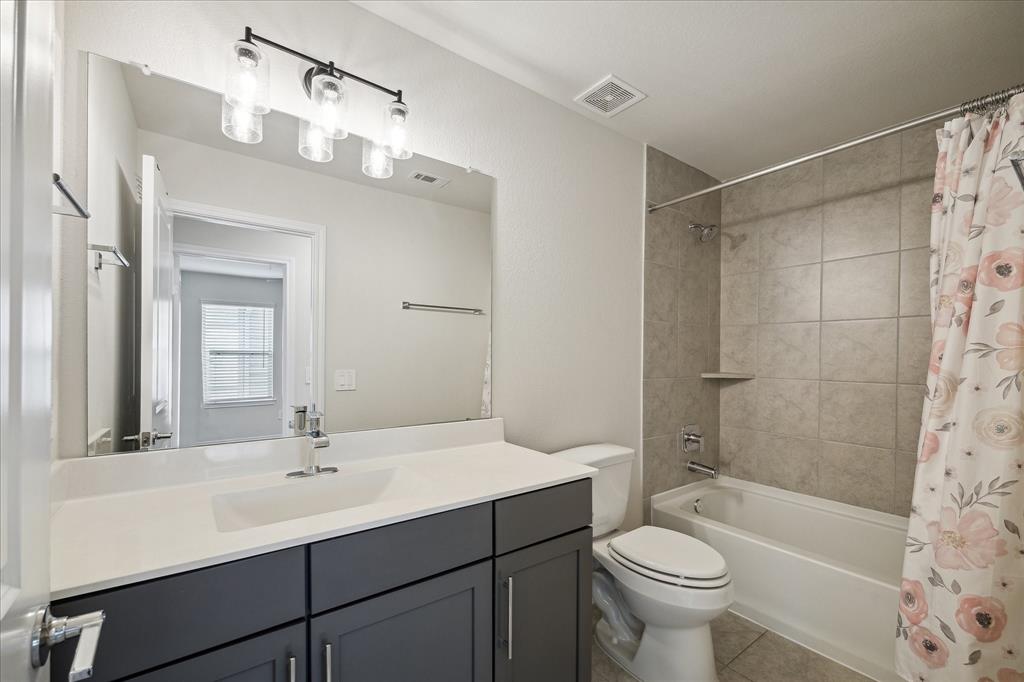 4005 Delta Rose Street