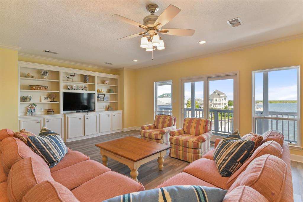 13427 Jibstay Court