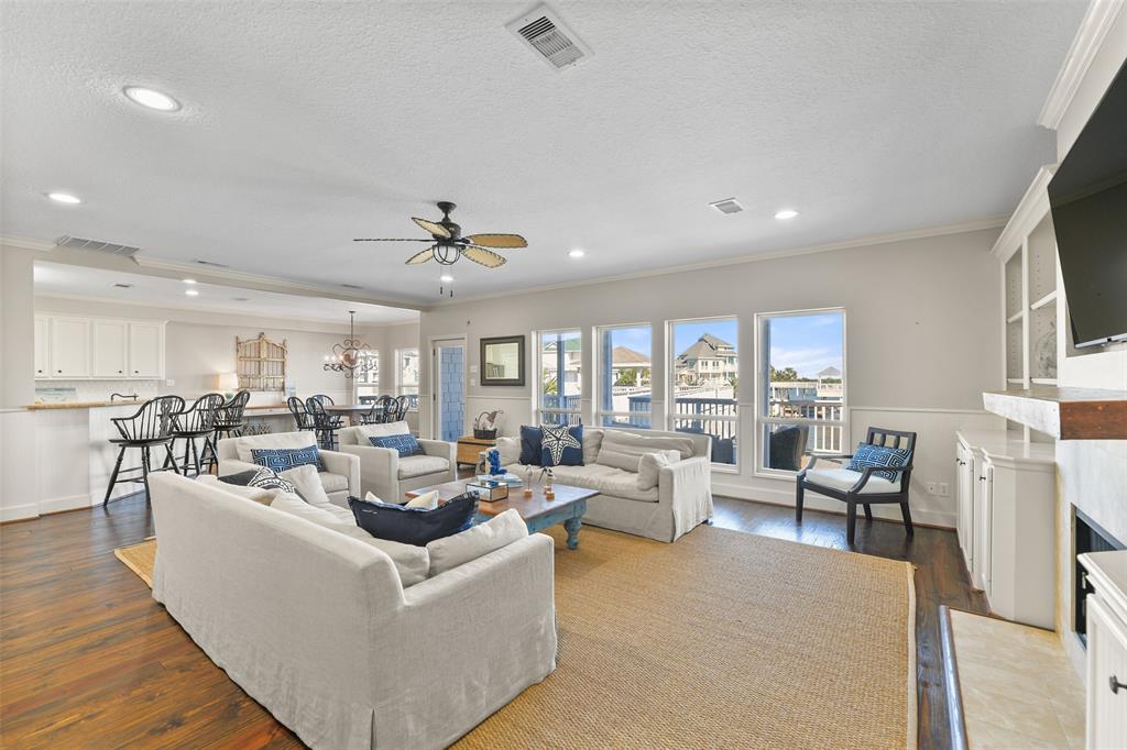 13427 Jibstay Court