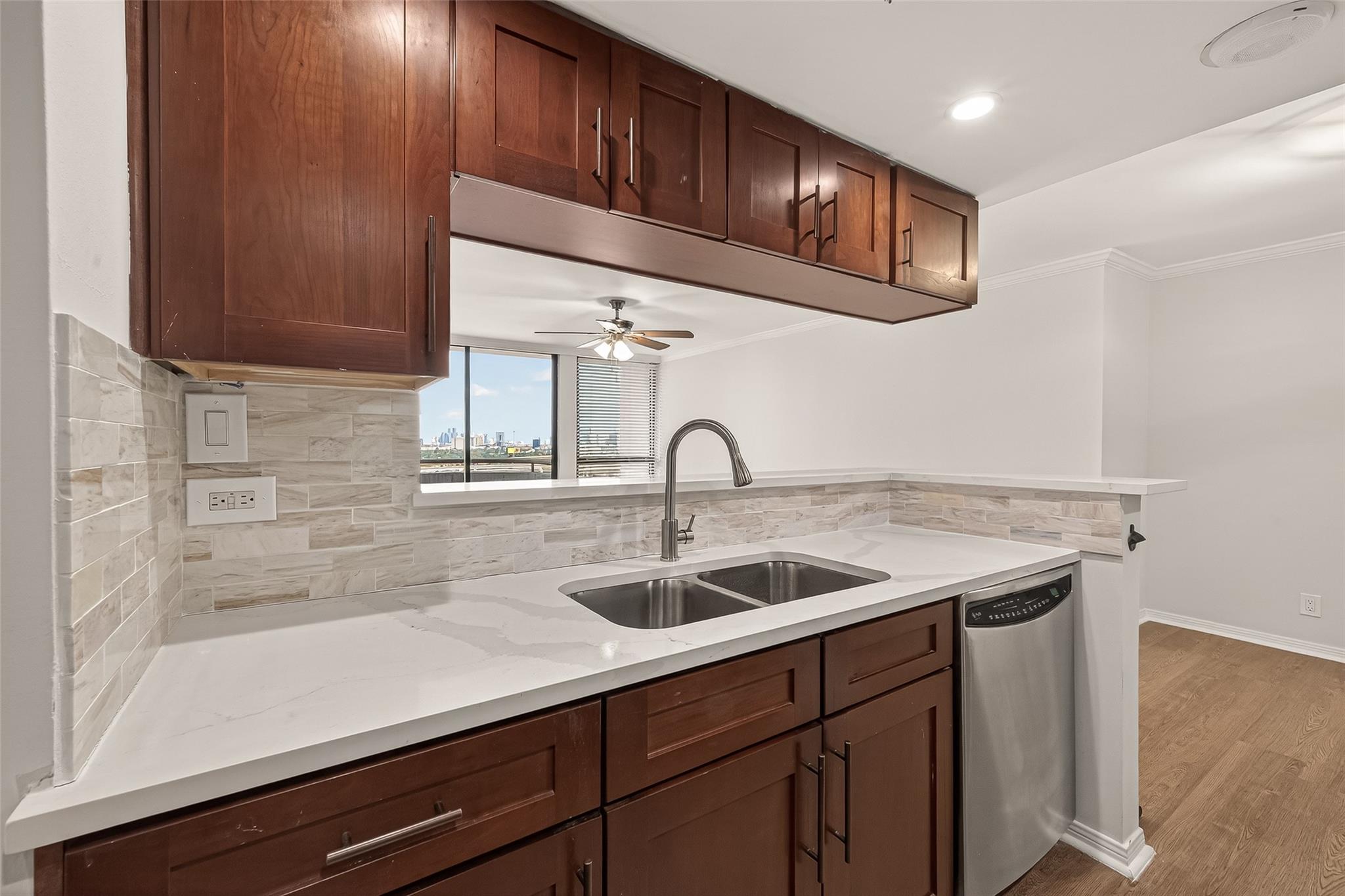 3525 Sage Road # 1705