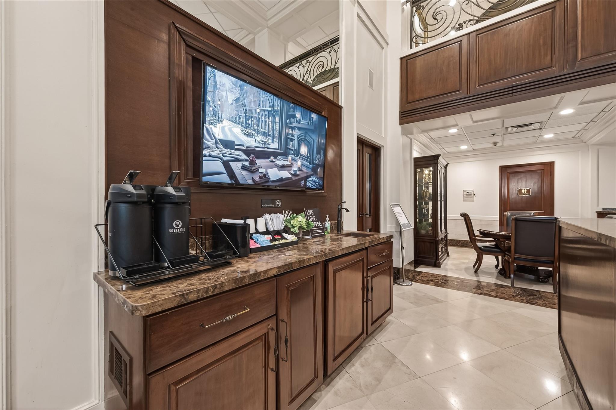 3525 Sage Road # 1705