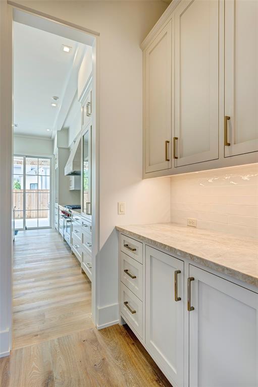 38 E Broad Oaks Drive # B