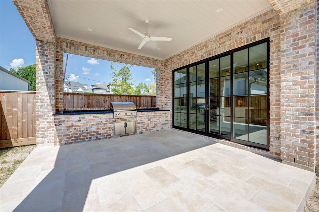 38 E Broad Oaks Drive # B