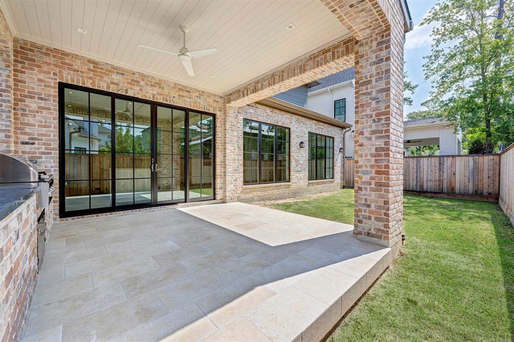 38 E Broad Oaks Drive # B