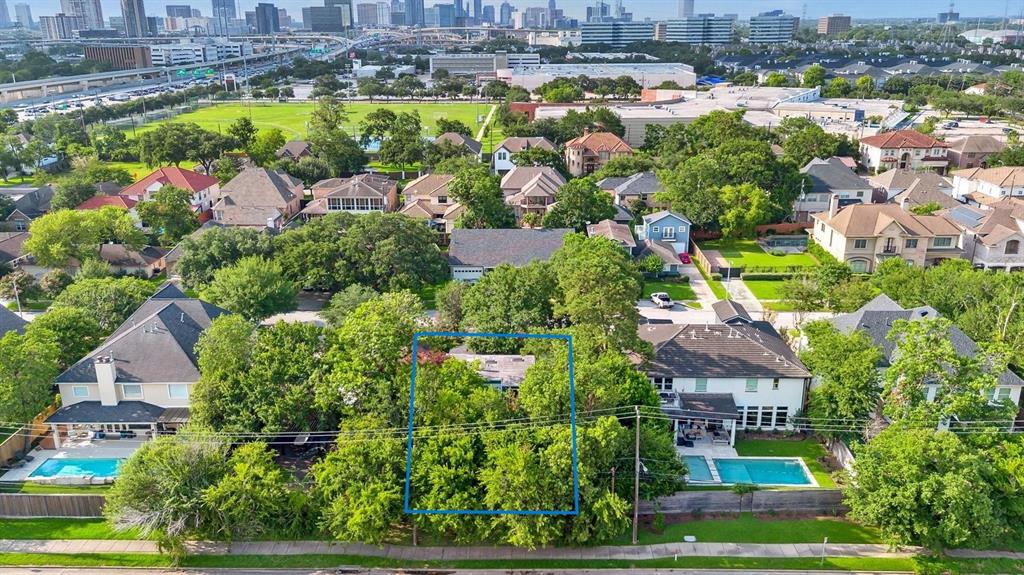 4619 Pin Oak