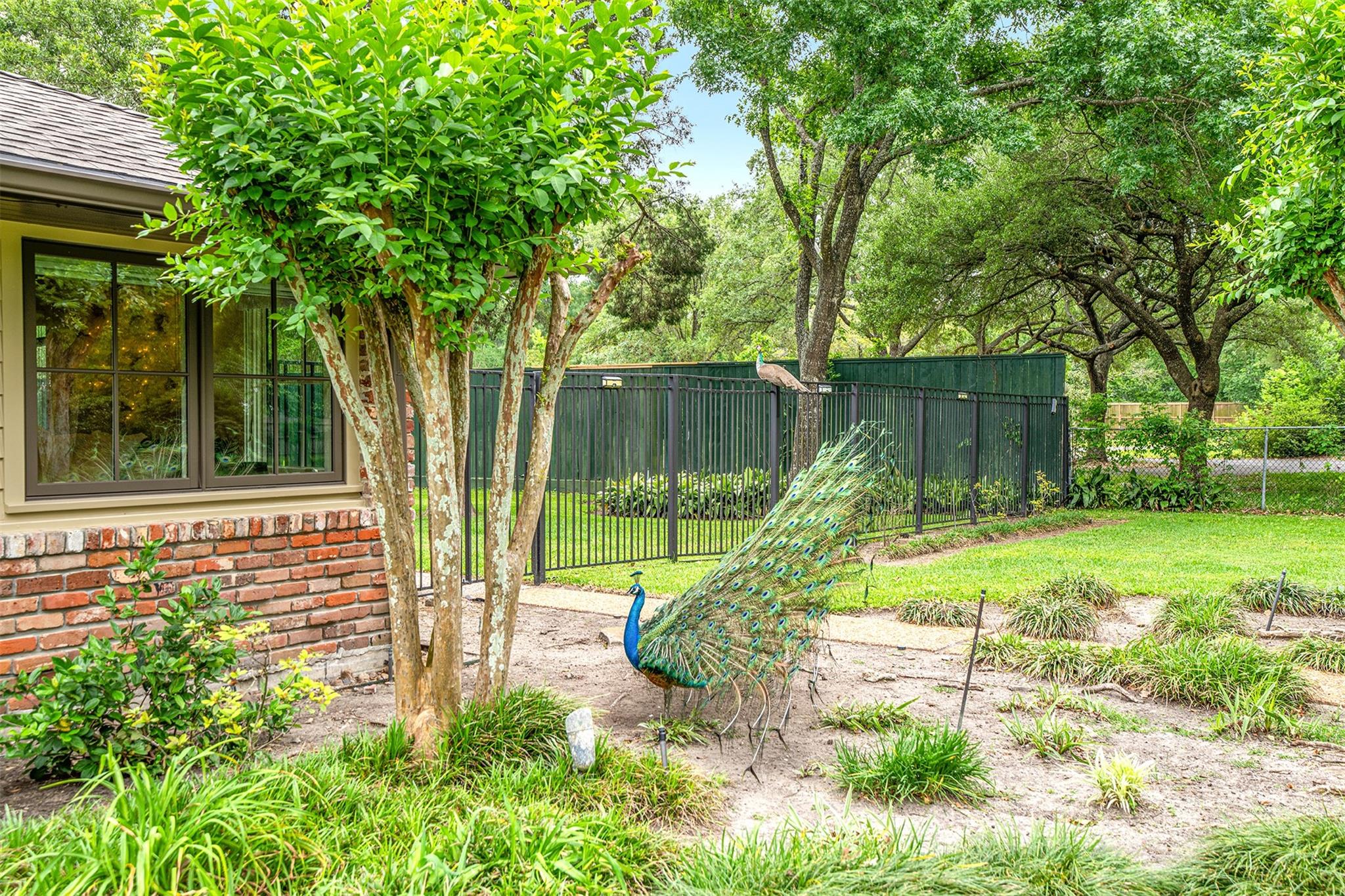 12 E Rivercrest Drive