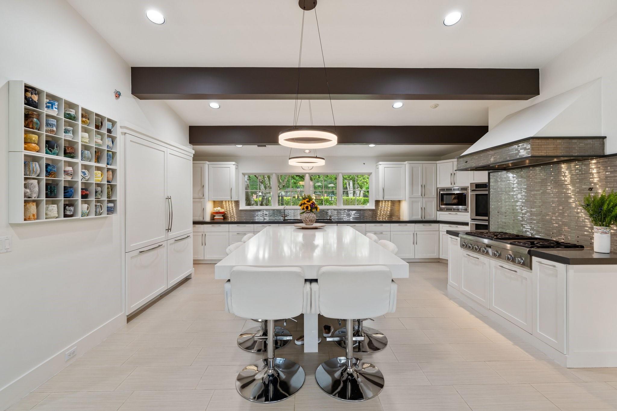 12 E Rivercrest Drive