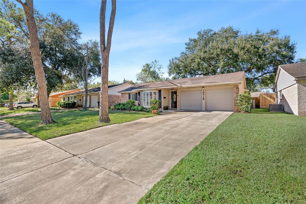 10718 Glenfield Court